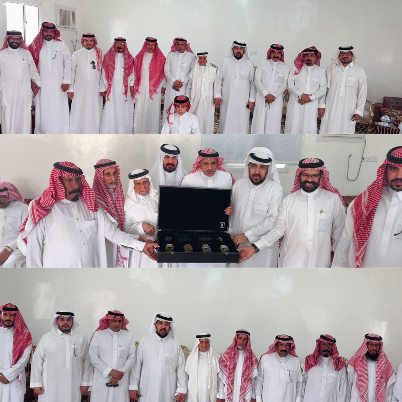 المستشار الربيش في ديوان الشيخ القعقاع في محافظة صوير