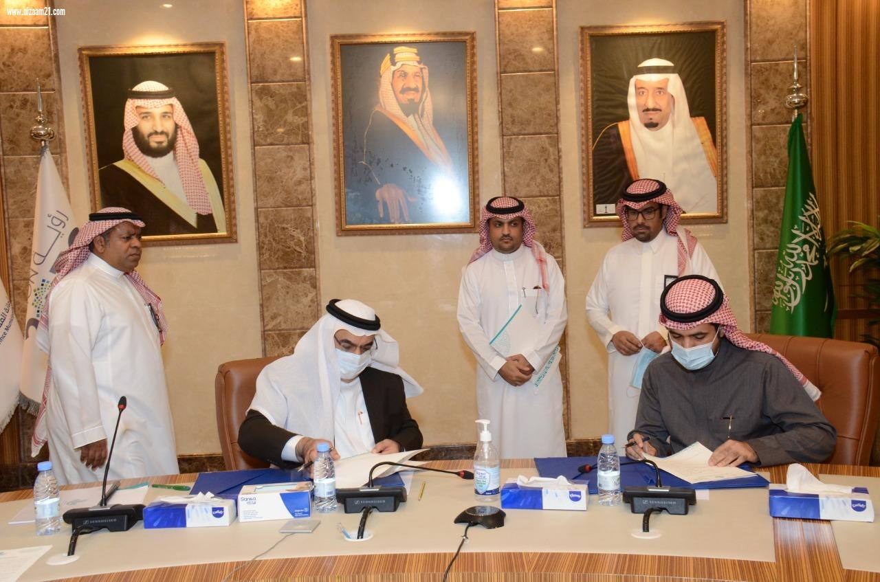 أمين الشرقية يبرم 4 اتفاقيات لتطوير مرافق تنموية في الخبر مع القطاع الخاص