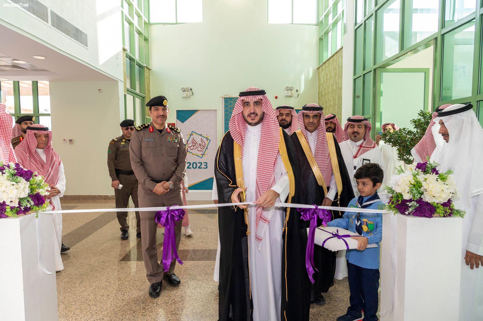 أمير الجوف يدشن معرض إبداع الجوف 2023 ويستقبل رئيس جامعة الجوف