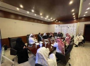 وفد أمانة حائل يطلع على تجربة أمانة الشرقية المميزة بالإستثمارات 