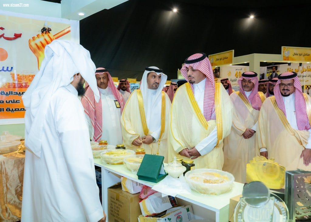 سمو نائب أمير الباحة يدشن مهرجان العسل الدولي الثامن عشر
