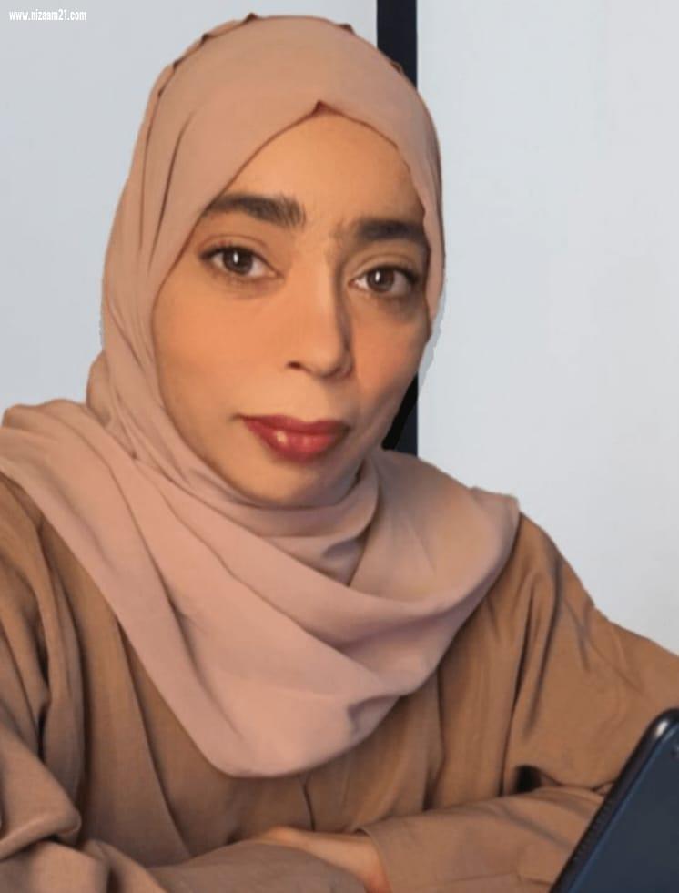 كأنها حلم...