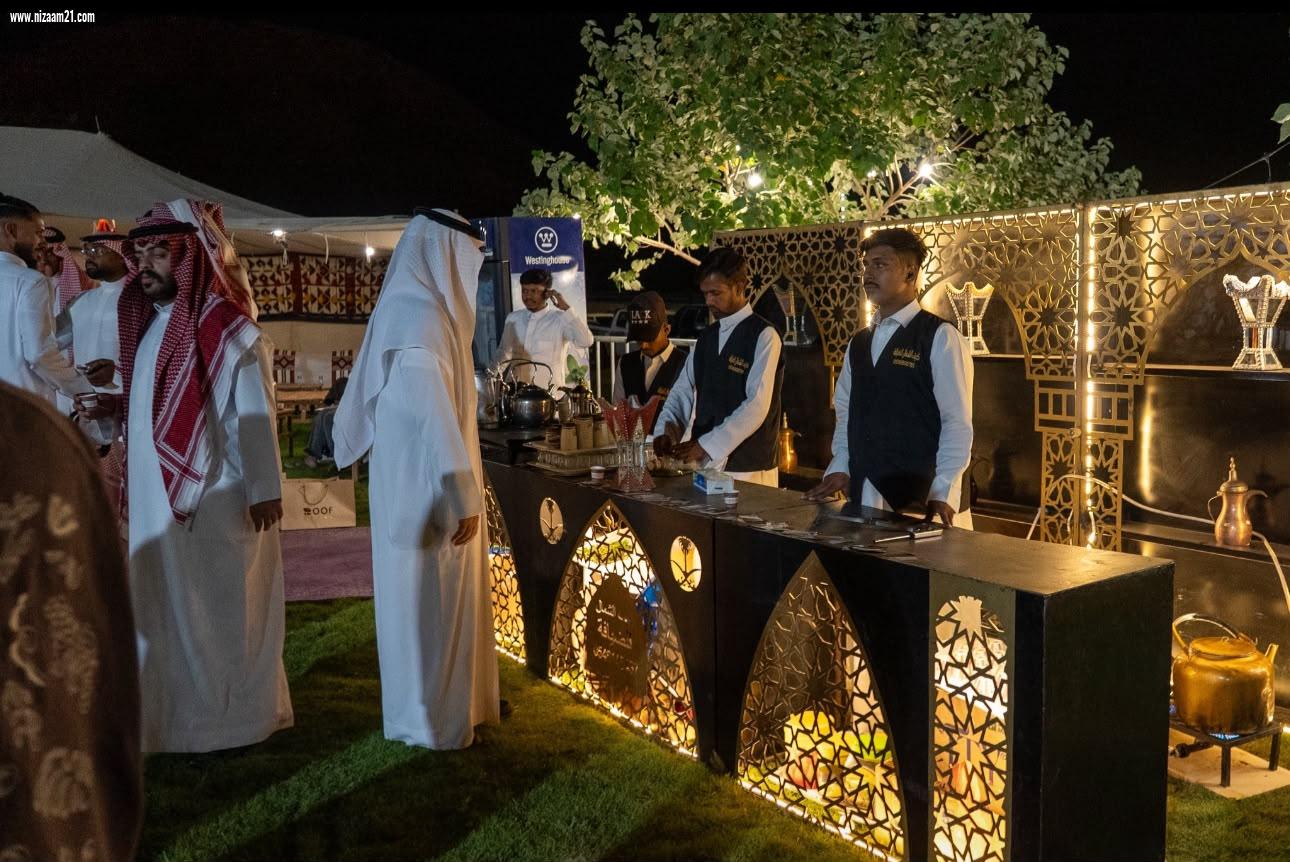 محافظ صوير يتجوّل بين فعاليات مهرجان #صيف_صوير_2026