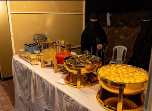 محافظ صوير يتجوّل بين فعاليات مهرجان #صيف_صوير_2026